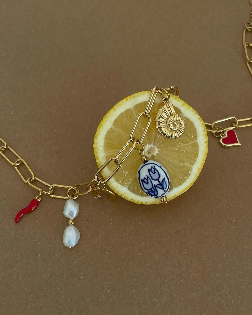 A371cd85b0377453e90134193706e39666