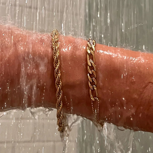 A8c6d54090fd0450e88b6ce85832c760dW