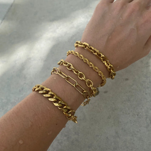 Af30c551bc91c404a8494539b8e233516P